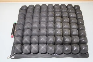 Roho Antidekubitus Sitzkissen QS89LPC 38x42,5cm Gebraucht - Picture 1 of 7