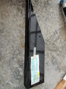 Fits Mack 44QL428 Brkt Mud Flap - Picture 1 of 2