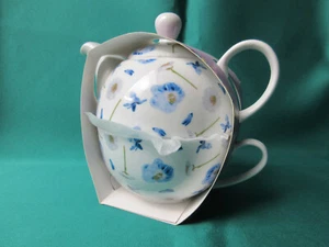 Mother's Day Tea-for-One Teapot & Cup - Picture 1 of 3