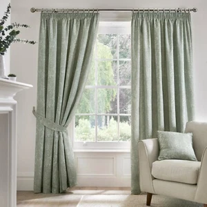 Par de cortinas plisadas a lápiz de 3" con estampado de hoja texturizada listo hecho por D&D verde - Imagen 1 de 38