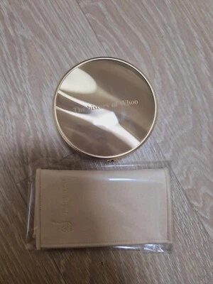 Polvo prensado brillante de lujo The history of Whoo Gongjinhyang Mi 13 g tono #1 Foto 1 de 4