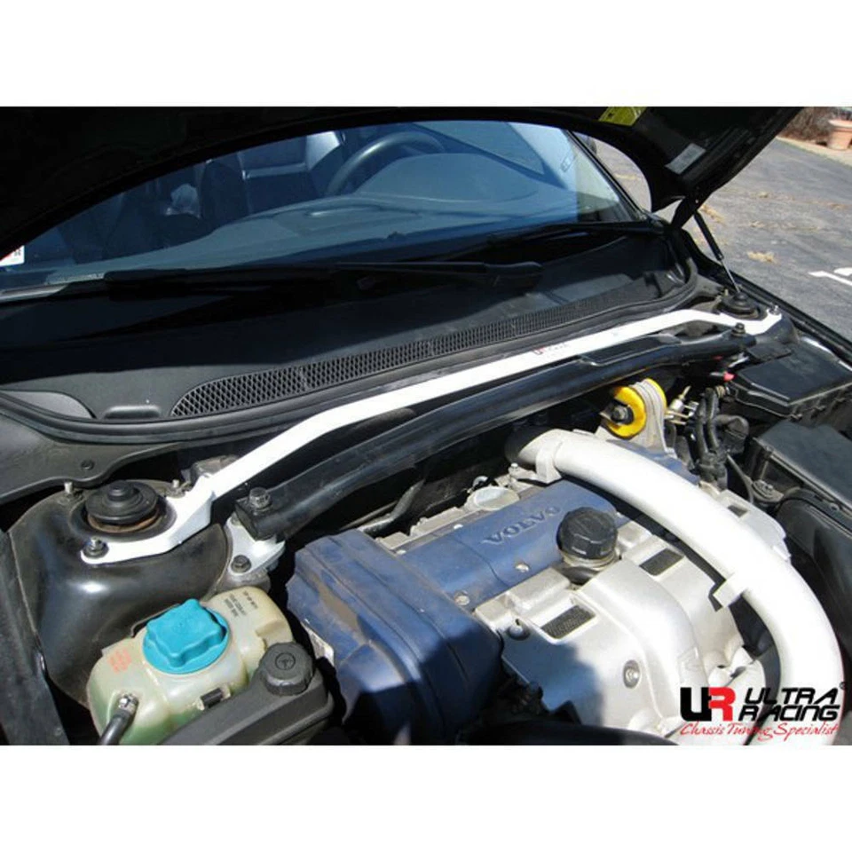Volvo XC70 Cross Country 2.5 07-16 AWD UltraRacing Barra Duomi anteriore acciaio - Imagen 1 de 1