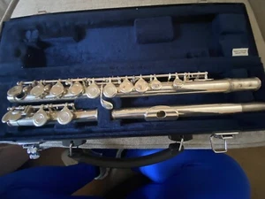 Yamaha YFL-221 Flute - Silver - Bild 1 von 4