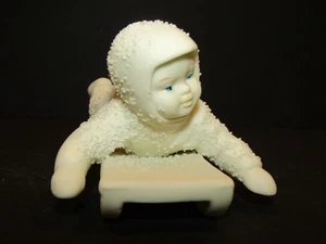 Dept 56 Snowbabies HOLD ON TIGHT Sledding Baby Figurine #79561 NO BOX - Picture 1 of 6