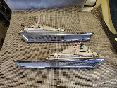 Buick Wildcat GS Electra 225 LeSabre 1966 luces de esquina opcionales 5957981 82 Foto 1 de 4