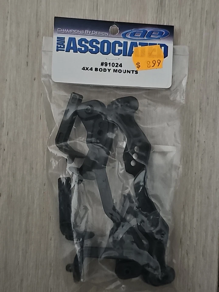 Team Associated 91024 - Body Mounts - SC10 4x4 - New!! - Image 1 of 1
