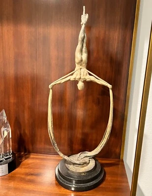 Trascendance Atelier de Richard Macdonald Foto 1 de 4