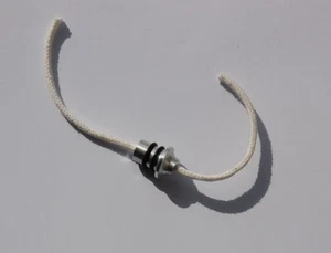 Pk of 3 spare wicks for Mini cubes. Use with Smokeless Odourless Lamp Oil - Picture 1 of 2