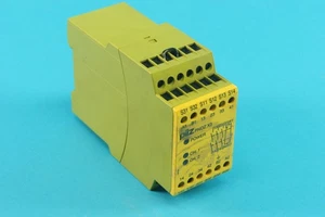 Pilz PNOZ X3 Safety relay 230VAC/24VDC 774318 3NO 1NC - Picture 1 of 3