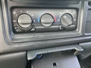 Heater Climate Temperature Control With AC Manual Control Fits 99-02 SIERRA 1500 - Picture 1 of 1