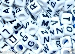 100 uds. Cubo 6mm Blanco Mezcla Letras Acrílico Alfabeto Cuentas - Imagen 1 de 4