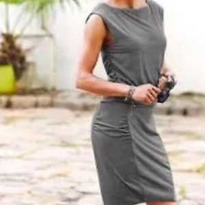 Abito ATHLETA Micro Stripe Westwood, nuovo senza etichette, medio, nero/bianco, così carino! - Foto 1 di 3