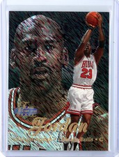 Michael Jordan 1997-98 Flair Showcase Grace Shimmer Row 1 SP #211 Bulls