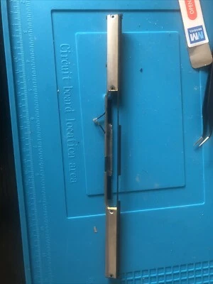 Genuine Apple WIFI ANTENNA Bar for  Macbook Air A2179 13" 2020  EMC 3302.. - Image 1 of 2