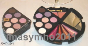 2 NEW CONVERTIBLE COMPACT MULTI COLOR EYESHADOW / LIP GLOSS / BLUSH ALL IN 1 - Picture 1 of 2