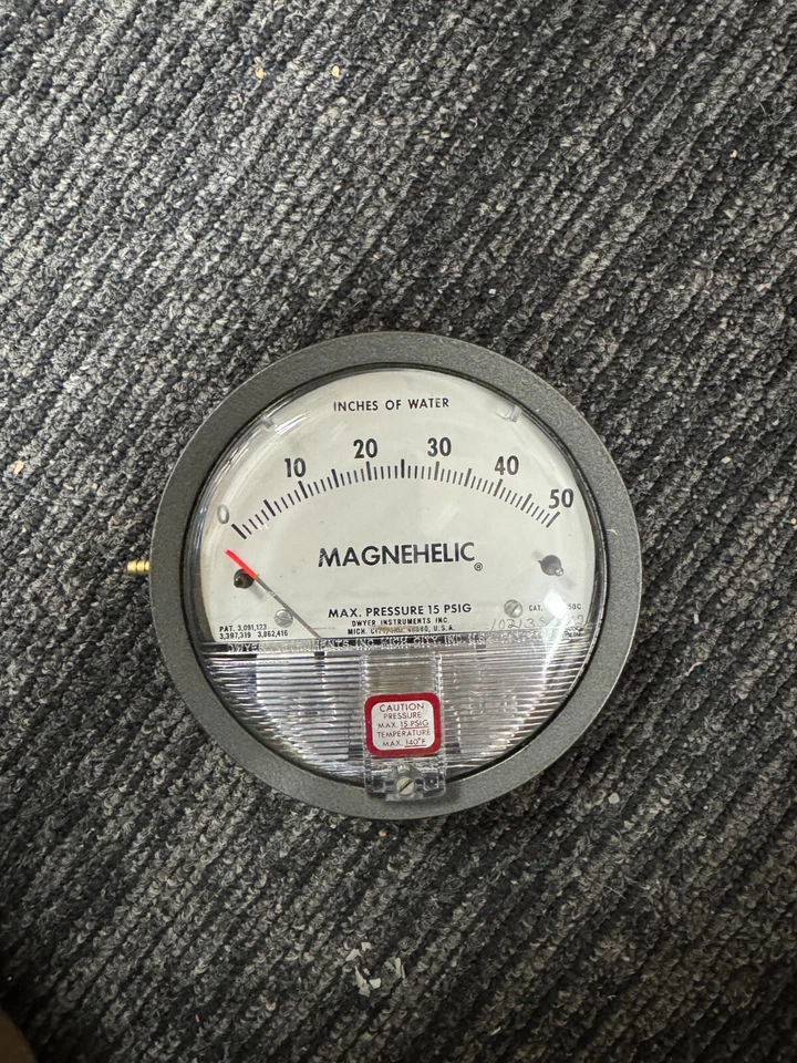 Dwyer 100kPa Magnehelic Differential Pressure Guage 2000-60Pa W10Z - Image 1 of 4