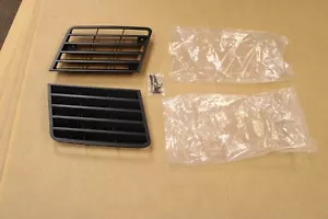 1980-1982 Corvette Side Fender Vent Louver Grille Black Pair With Screws LH RH - Picture 1 of 5