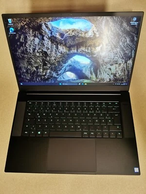 Notebook Razer Blade 15 FHD Intel i7 8. Gen 500GB SSD 2 TB 16GB RAM GTX 1060 MQ - Bild 1 von 4