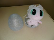 How to Train your Dragon, Baby NightLight 3-inch Plush Dragon in Egg - Green