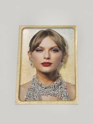 Taylor Swift Panini 2025 Pop Stars! #23 Glitter Foil Gold Sticker, Music, Gift - Image 1 of 2