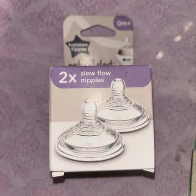 Pezones Tommee Tippee, flujo lento, 2 unidades sin BPA durante 0+ meses TOTALMENTE NUEVOS Foto 1 de 2