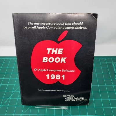 Guía informática vintage: el libro del software de Apple 1981 Foto 1 de 4