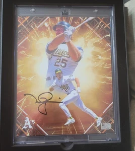 2025 Fanatic Under Wraps Emanate Mark McGwire A's Firmato 8x10 Auto #/25 - Foto 1 di 5