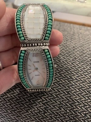 Relojes Chicos. Lote de 2 para piezas o reparación.  Necesita baterías. Foto 1 de 4