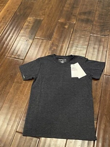Boys Calvin Klein CK Vneck Tshirt Dark Grey Size 6 NEW - Picture 1 of 3