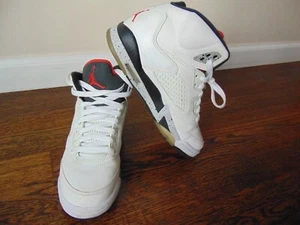 AIR JORDAN BASCKETBBALL SHOES 440888-104 SZ.5Y - Picture 1 of 5