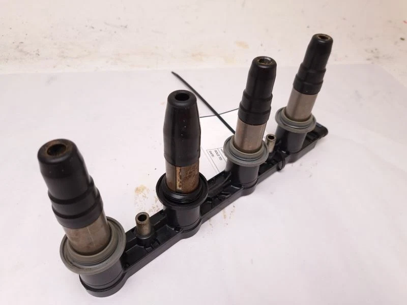 CHEVROLET CRUZE 2014 FUEL RAIL - Image 1 of 4