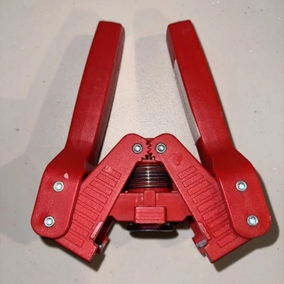 Tapón de botellas Red Baron (Emily) para cerveza casera embotellado tapones de corona Foto 1 de 4