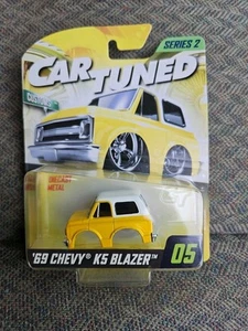 AUTO TUNED '69 CHEVY K5 BLAZER SQUAREBODY SERIE 2 ohne Felgen FEHLER - Bild 1 von 7