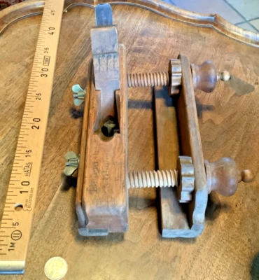 outils anciens,old tool,vieux outils, beau et grand rabot bois a approfondir - Photo 1/4