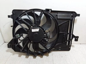 Ford Focus St-line MK3 2012-2018 1.0 Kühlerlüfter und Verkleidung CV618C607VC - Bild 1 von 4