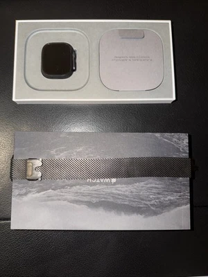 Apple Watch Ultra 2 GPS + Cell 49mm titangehäuse Schwarz - Bild 1 von 3