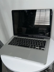 Apple MacBook Pro 13-inch - Picture 1 of 2