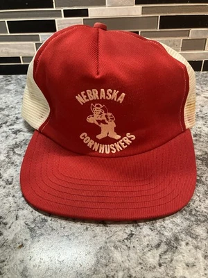 Chapéu de malha vintage Nebraska Huskers vermelho caminhoneiro - Imagem 1 de 3