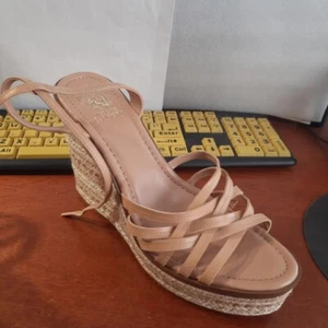 ¡NUEVO! Vince Camuto Parys Cuero Plataforma Alpargata Cuñas Sandalia Beige Talla 11 - Imagen 1 de 8