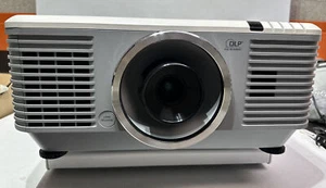 Vivitek WDU7090Z-WH Laser DLP Projector - Picture 1 of 9