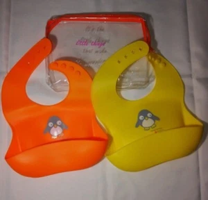 Baby Lätzchen x2 Pelikan Entwöhnung Kleinkind Fütterung Unisex KOMMT MIT Tragetasche - Bild 1 von 7