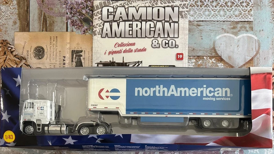 Camion Americani & Co. n. 19 - Freightliner FLA di Freightliner, 2025, Deagos - Immagine 1 di 1