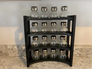 Olde Thompson 16 Round Glass Jar Spice Rack Flip Lids-Pour or Shake 4 Tier EUC - Picture 1 of 9