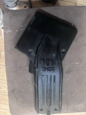 Ford Explorer 2001 XLT 1999 2000 4,0 L cubierta de motor 1998 protector de ajuste superior OEM A71 Foto 1 de 2