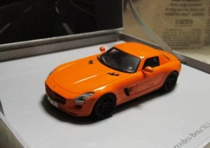 Spark 1/43 Mercedes-Benz SLS AMG 2010 Orange Limited 500 Units New - Picture 1 of 4