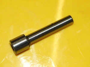 Ducati 748 916 valve cam rocker closeing arm shaft - Picture 1 of 1