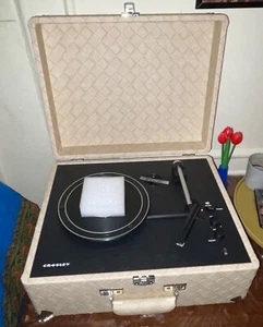 Brand NEW Anthology Turntable - Light Tan/Beige Crosley Record Player - Picture 1 of 3