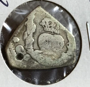SPAINISH GUATEMALA ORIGINAL 2 REALES SILVER COIN HAS BEEN CUT. 9.1g WITH FLIP - Picture 1 of 5