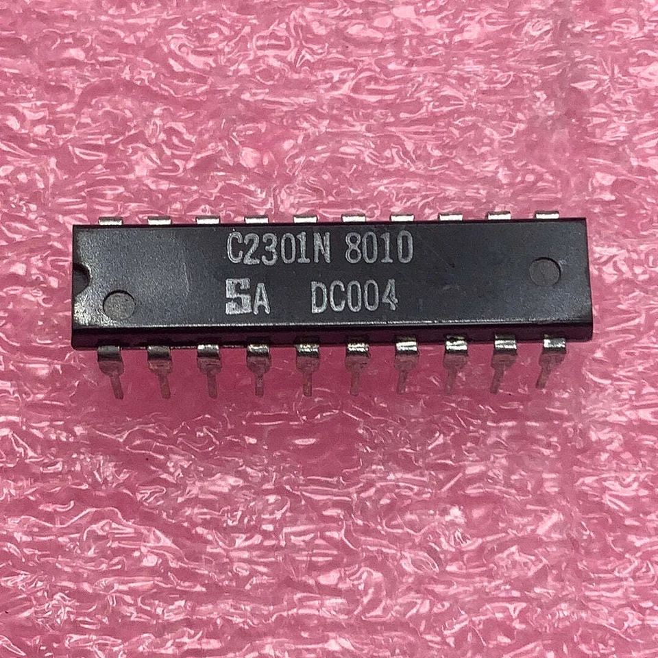 C2301N - Signetics - Power Management Circuit DIP20 - Image 1 of 1