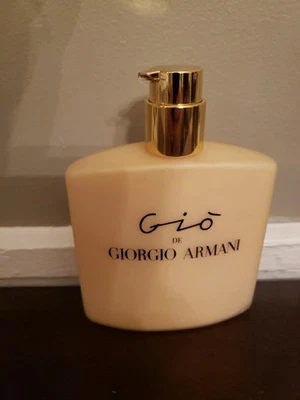 Loção Corporal Perfumada Gio De Giorgio Armani 6,7 oz, 200 ml Vintage  - Imagem 1 de 4